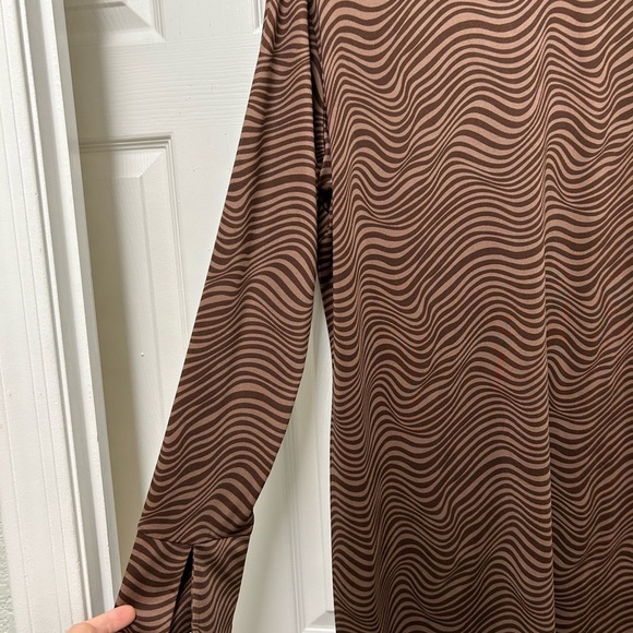 H&M Draped Shirt Dress – Brown Wave Pattern – XXL - Picture 12 of 13